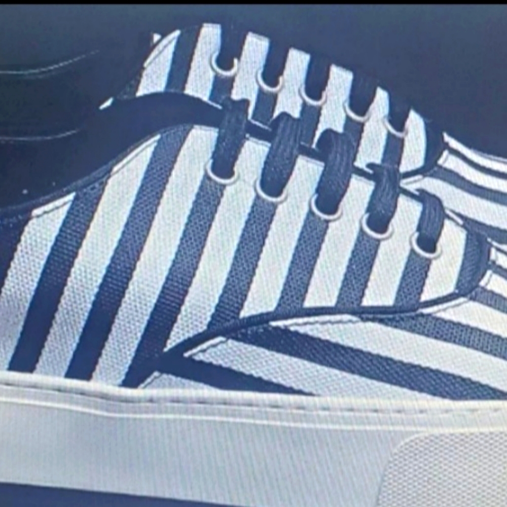 Saint Laurent Venice Low Top Sneakers